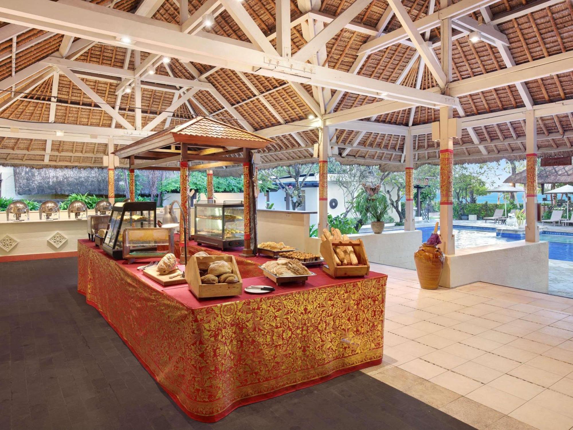 Mercure Resort Sanur Екстер'єр фото