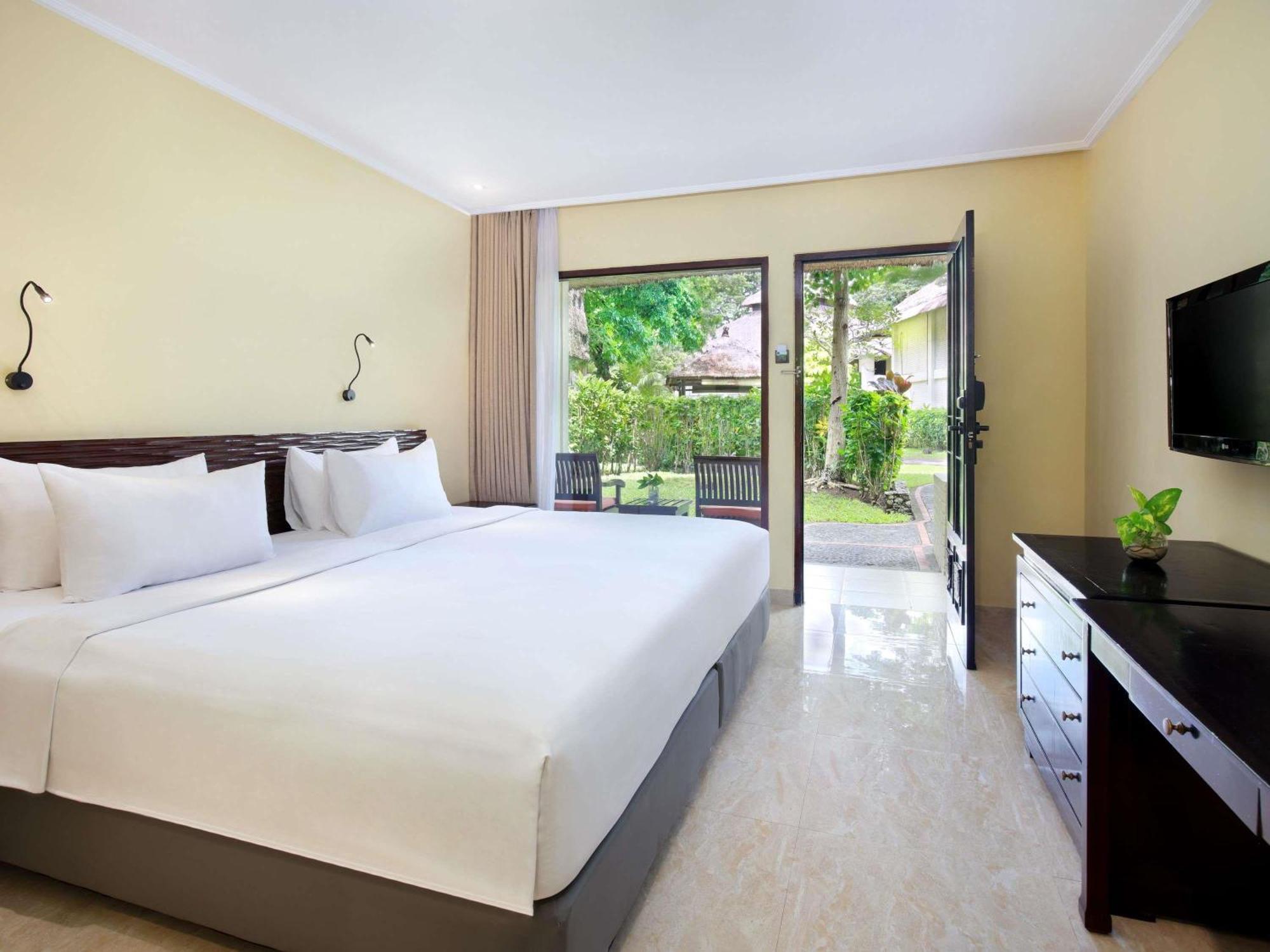 Mercure Resort Sanur Екстер'єр фото